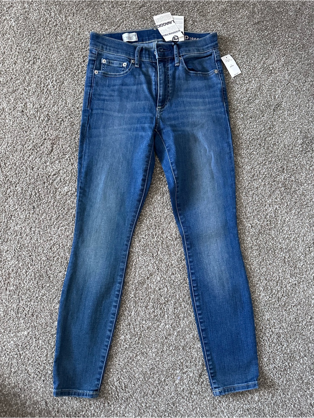 NWT Gap 1969 Resolution True Skinny Jeans 2P Petite Medium Wash